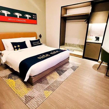 The Mustel Hotel Chongqing Hongyadong Экстерьер фото